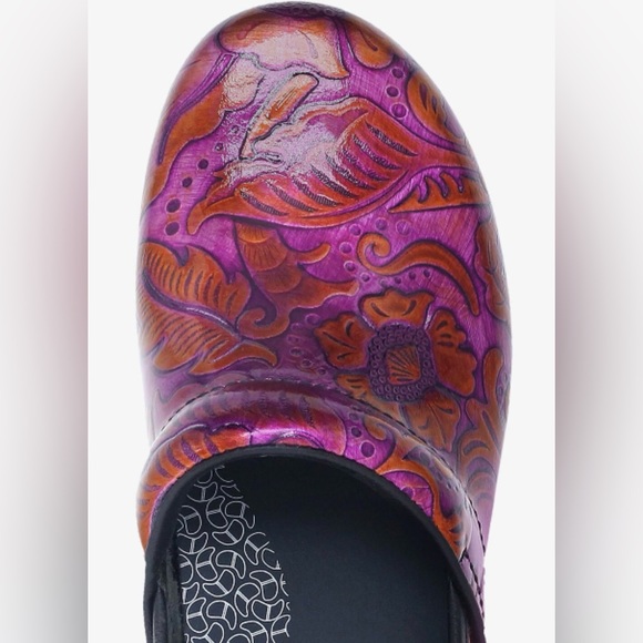 Dansko Vibrant Floral XP 2.0 Professional Clog – Fuchsia Tooled Patent - Picture 2 of 11